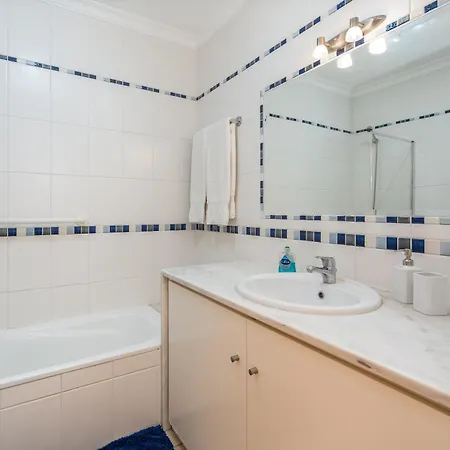 Baleias - 3 Bedroom Townhouse With Private Pool & Sea View *