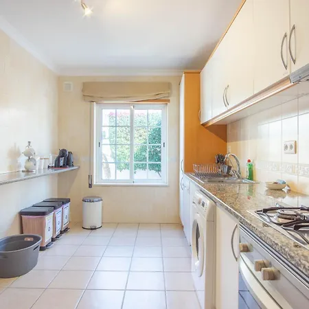 Baleias - 3 Bedroom Townhouse With Private Pool & Sea View