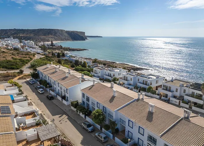 Baleias - 3 Bedroom Townhouse With Private Pool & Sea View Luz