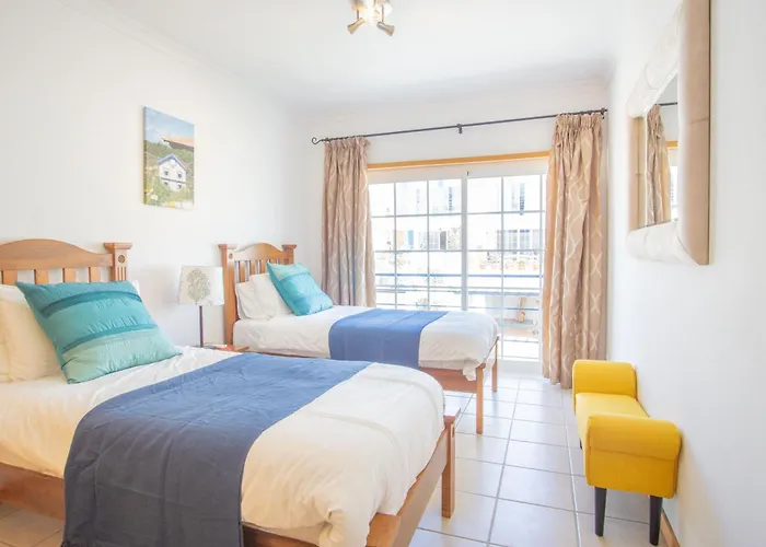 Baleias - 3 Bedroom Townhouse With Private Pool & Sea View * Luz