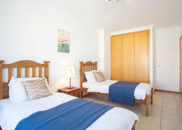 Baleias - 3 Bedroom Townhouse With Private Pool & Sea View