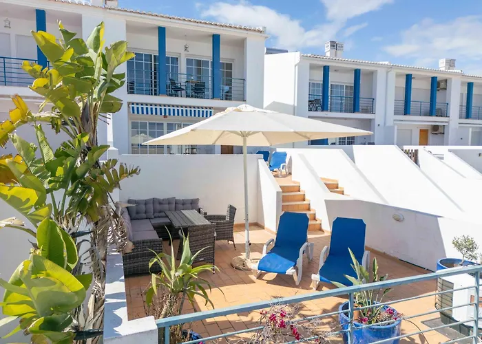 Baleias - 3 Bedroom Townhouse With Private Pool & Sea View Hébergement de vacances *